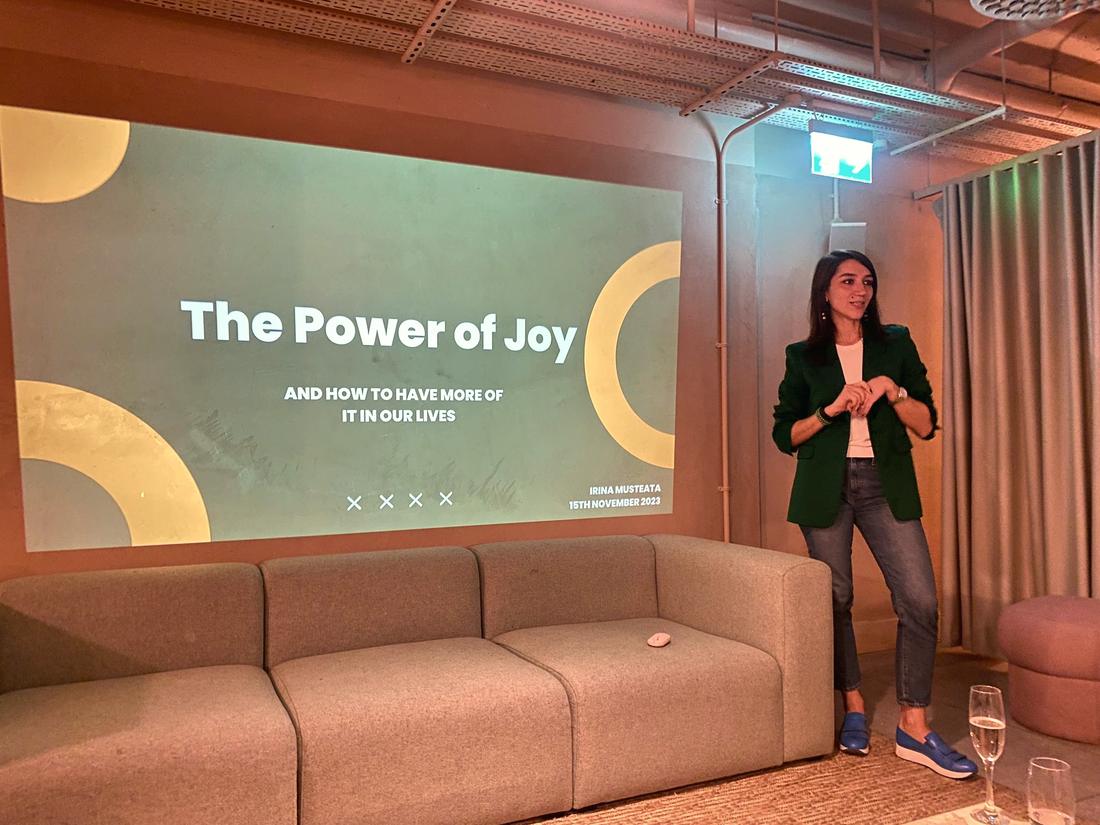 Irina presenting her talk The Power of Joy